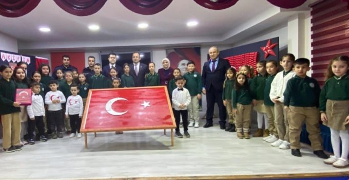 “Akif’in Nesli Diyor ki” Gölyaka’da Sahnelendi