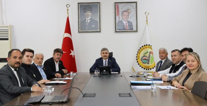 Düzce İl Özel İdaresi’nde Encümen Toplantısı Gerçekleştirildi