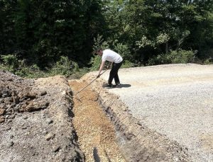 Kaynaşlı’da Altyapı Hamlesi: Sazköy’de Koruge Boru Çalışmaları Tamamlandı