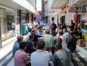 Başkan Faruk Özlü Kızılay Meydanı Projesini Esnafa Anlattı