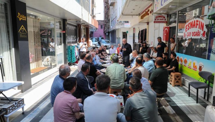 Başkan Faruk Özlü Kızılay Meydanı Projesini Esnafa Anlattı