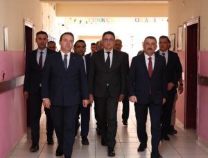 Vali Hacıbektaşoğlu Okullardaki Bakım ve Onarım Çalışmalarını İnceledi