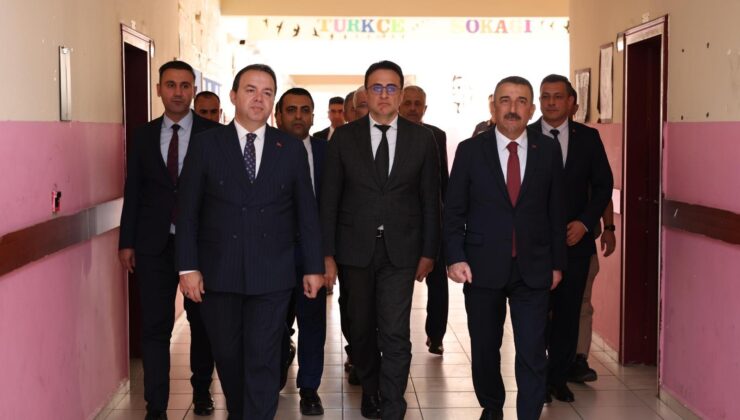 Vali Hacıbektaşoğlu Okullardaki Bakım ve Onarım Çalışmalarını İnceledi